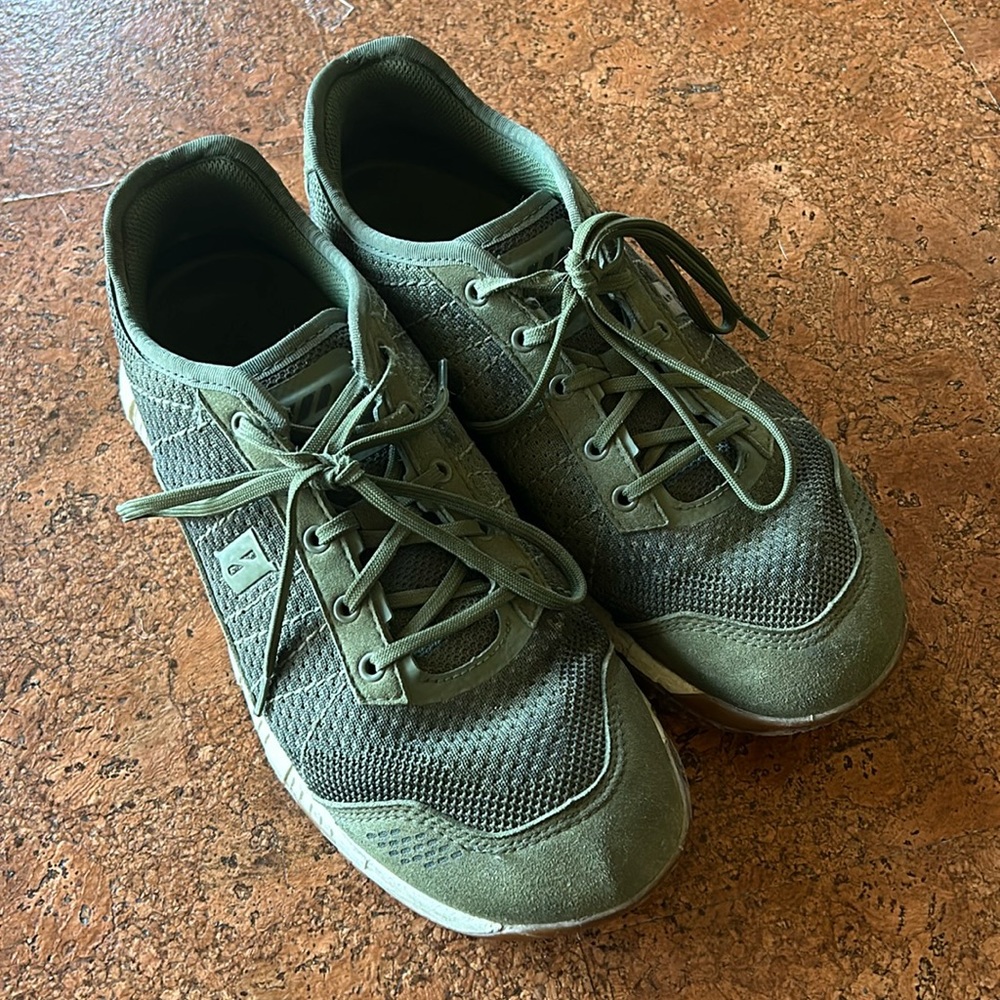 VIKTOS Men's Core 2 Training Shoes | Lightweight Breathable Sports - Size 1